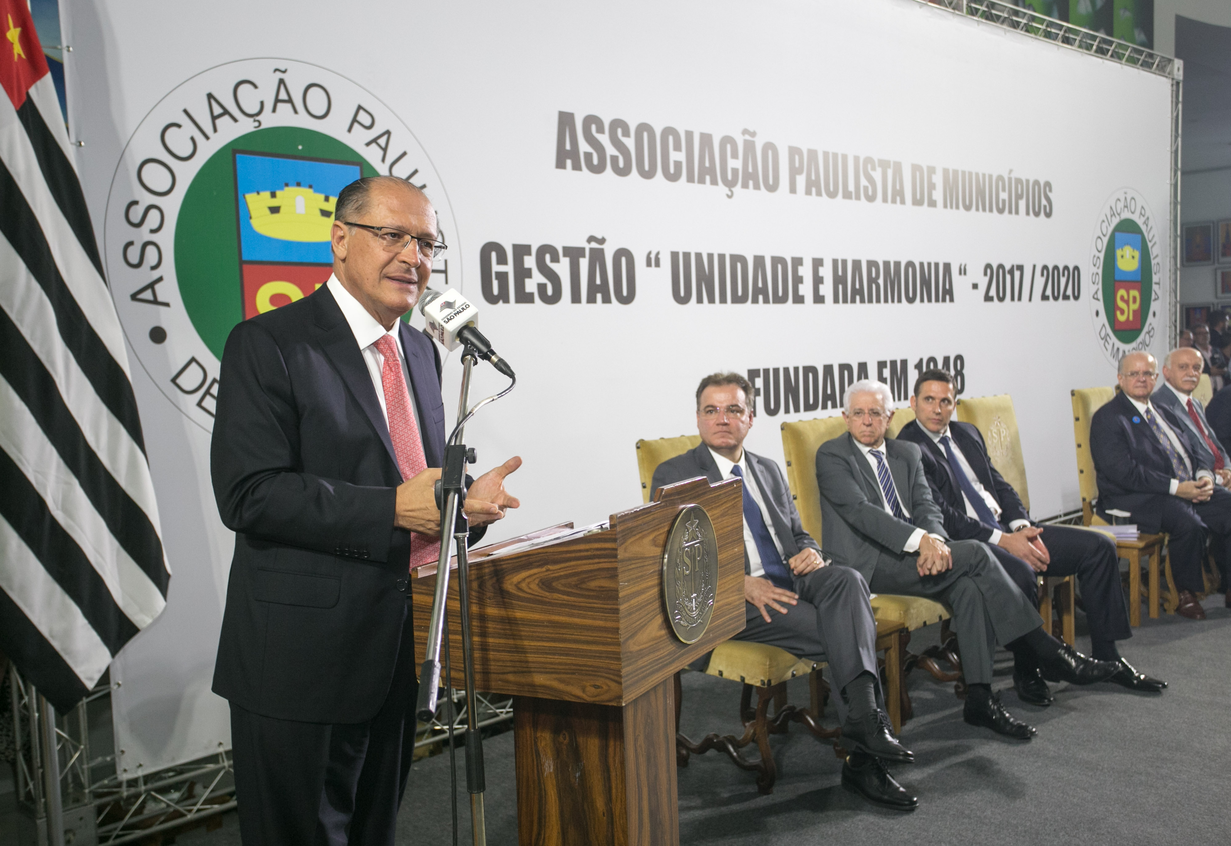 Nova diretoria da APM toma posse no Palácio dos Bandeirantes ... - Portal do Governo do Estado de São Paulo