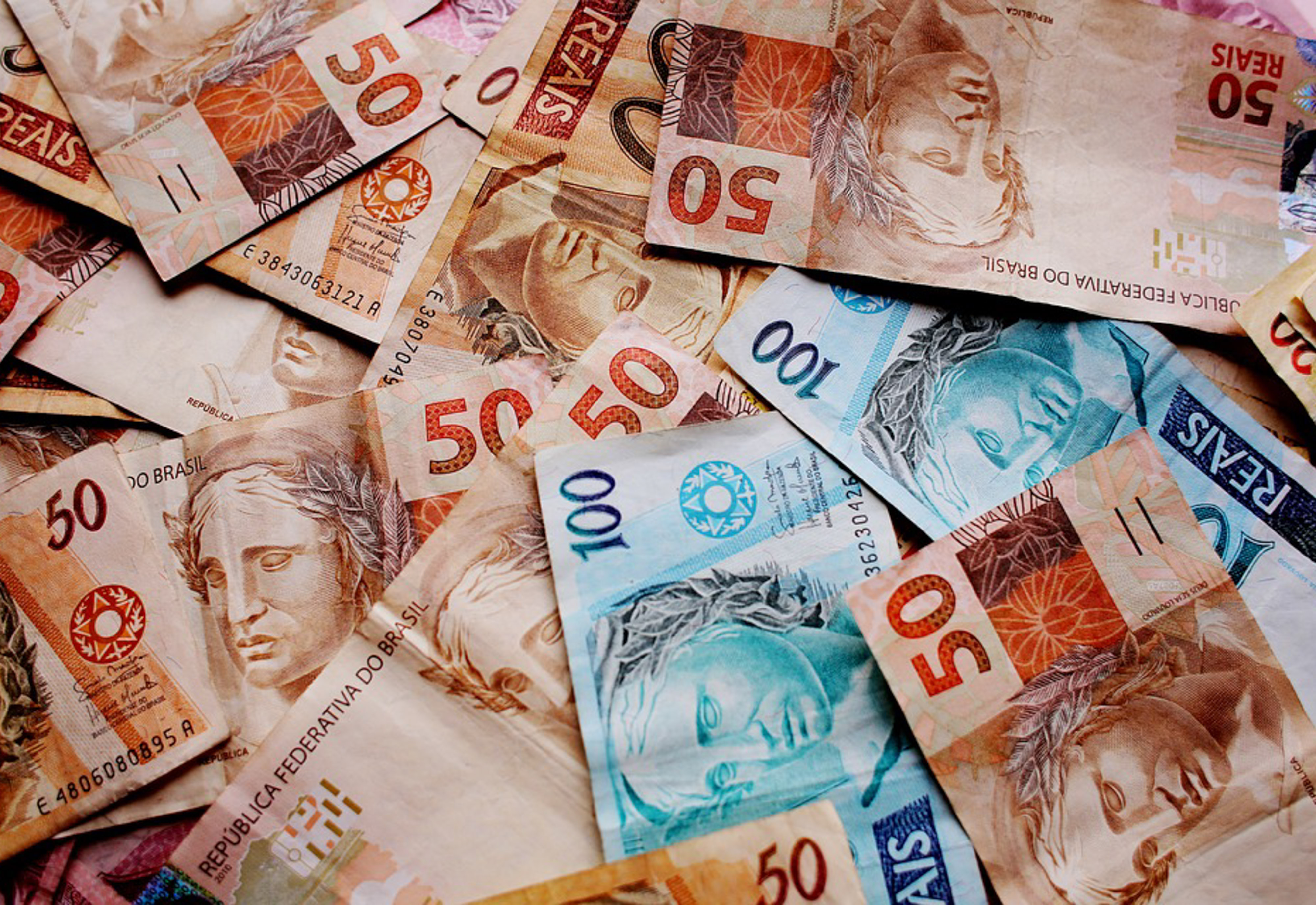 Atenção: cédulas de dinheiro podem ser transmissoras de doenças | Governo  do Estado de São Paulo