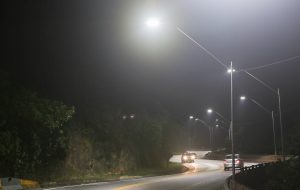 Rodovia Tamoios recebe iluminação em trecho de serra