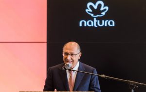 Sustentabilidade e papel social da Natura são elogiados por Alckmin
