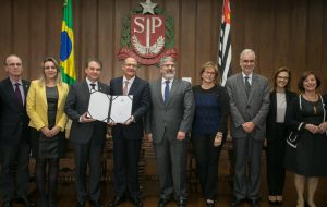Governo de São Paulo firma parceria para prevenir doenças cardiovasculares na escola