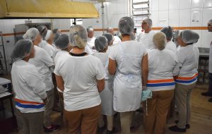 Fundo Social de São Paulo promove curso de confeitaria em penitenciária
