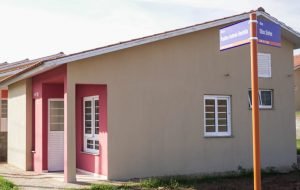 Governo de SP entrega 49 casas na região de Barretos