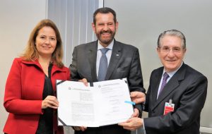 Estado e Sinduscon-SP firmam convênio para gerenciar resíduos sólidos