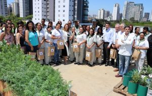 Cetesb conclui primeira colheita do projeto Horta Solidária em SP