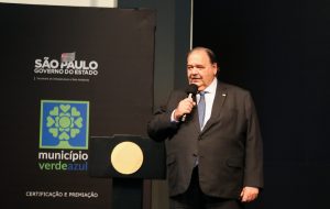 Governo de SP reúne prefeitos para definir ações integradas no combate ao coronavírus