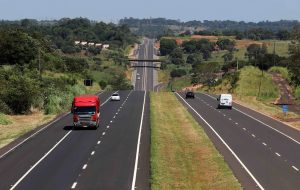 SP assina concessão de rodovias do Lote Noroeste que vai atrair R$ 13,9 bilhões