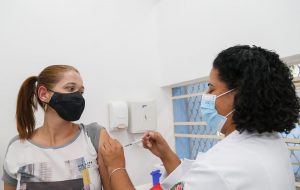 Governo de SP convoca 3,4 milhões de faltosos da 2ª dose da vacina de Covid-19