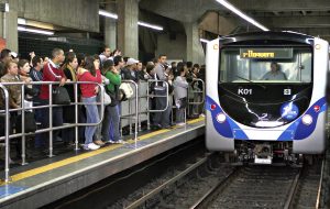 Metrô assina contrato para melhoria de cobertura celular e Wi-Fi nas estações e trens