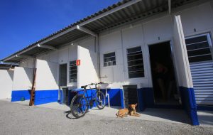 Famílias começam a ser transferidas para a Vila de Passagem em São Sebastião