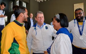 Governador recebe atletas do Time SP Paralímpico após sucesso em torneios mundiais