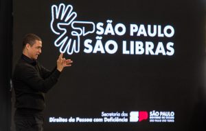 SP São Libras: governo cria canal de atendimento com intérpretes para pessoas surdas