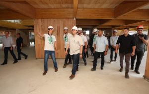 Governador faz visita técnica a novos conjuntos de moradias em São Sebastião