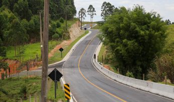 Pavimentação da Estrada Municipal Mário Alves Pereira (Estrada do Serrote)