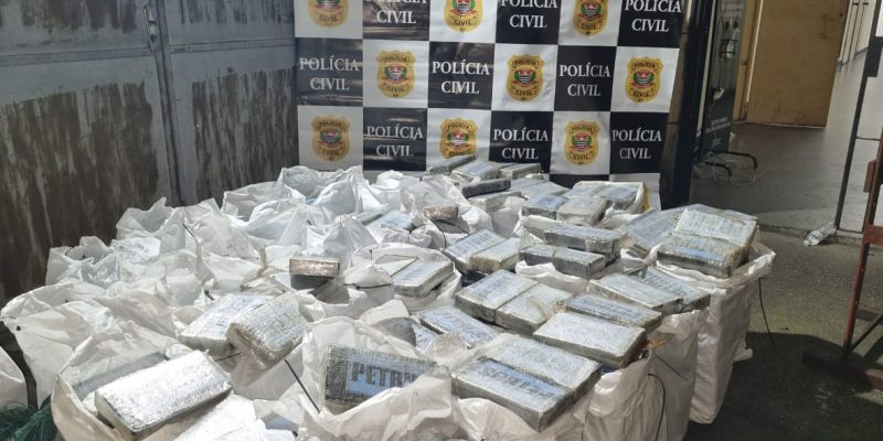 "Casa bomba": polícias de SP atuam na localização de depósitos de distribuição de droga