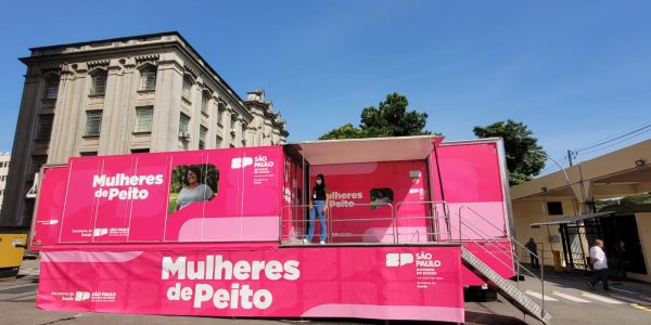 Carretas da Mamografia oferecem exames gratuitos em 6 municípios durante o mês de maio